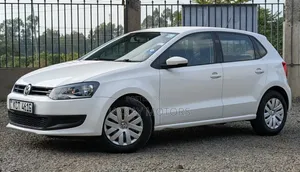 Volkswagen Polo 2012 White