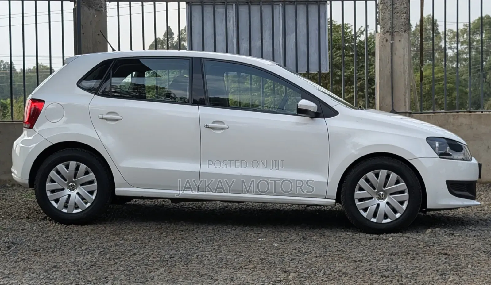 Volkswagen Polo 2012 White