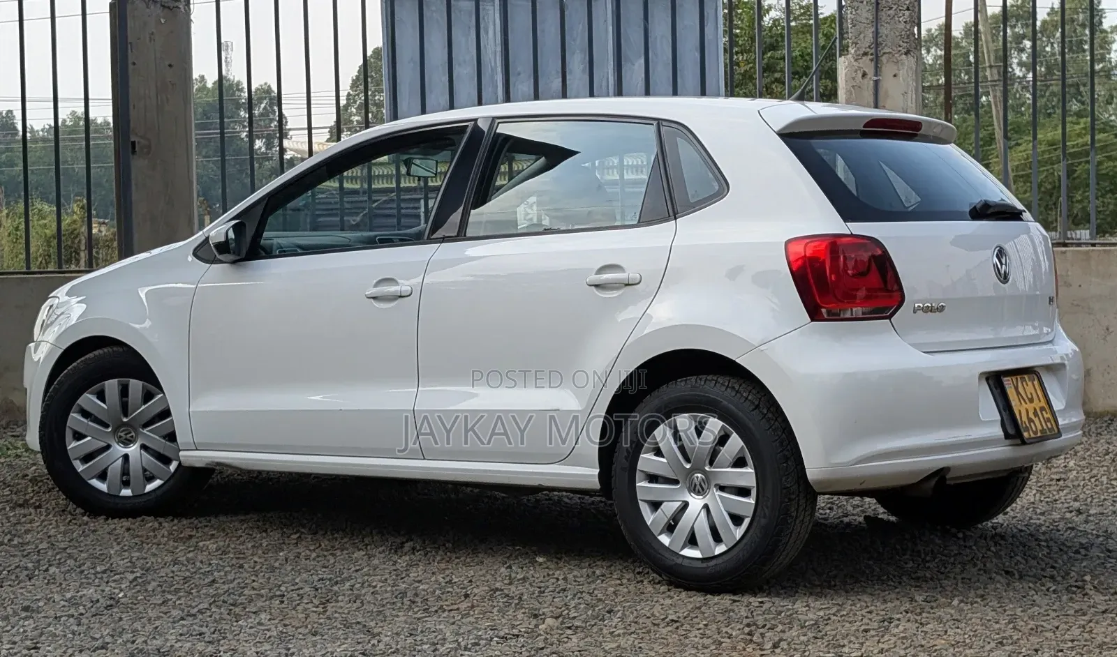 Volkswagen Polo 2012 White