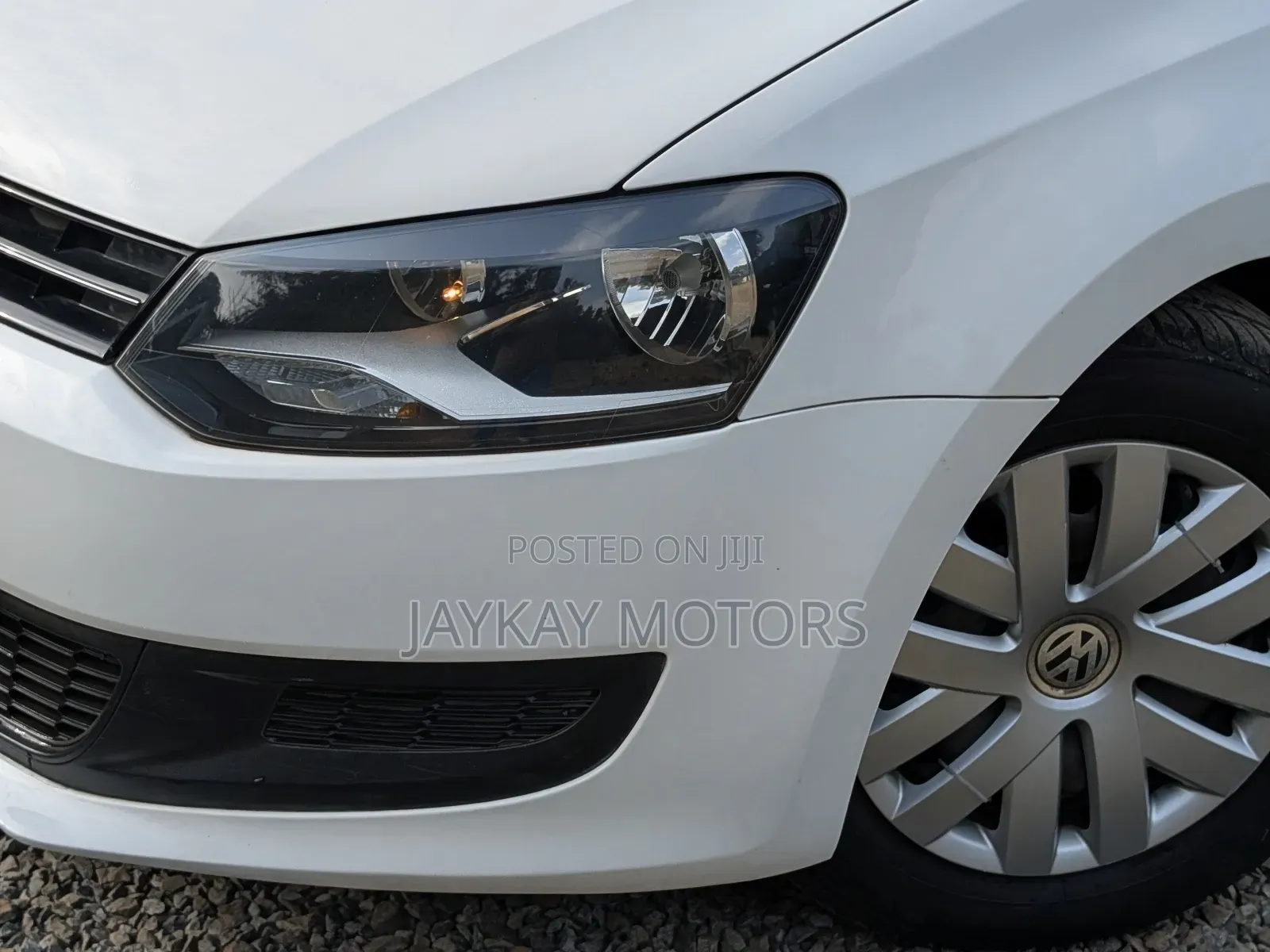 Volkswagen Polo 2012 White