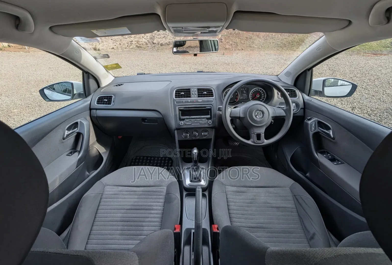 Volkswagen Polo 2012 White