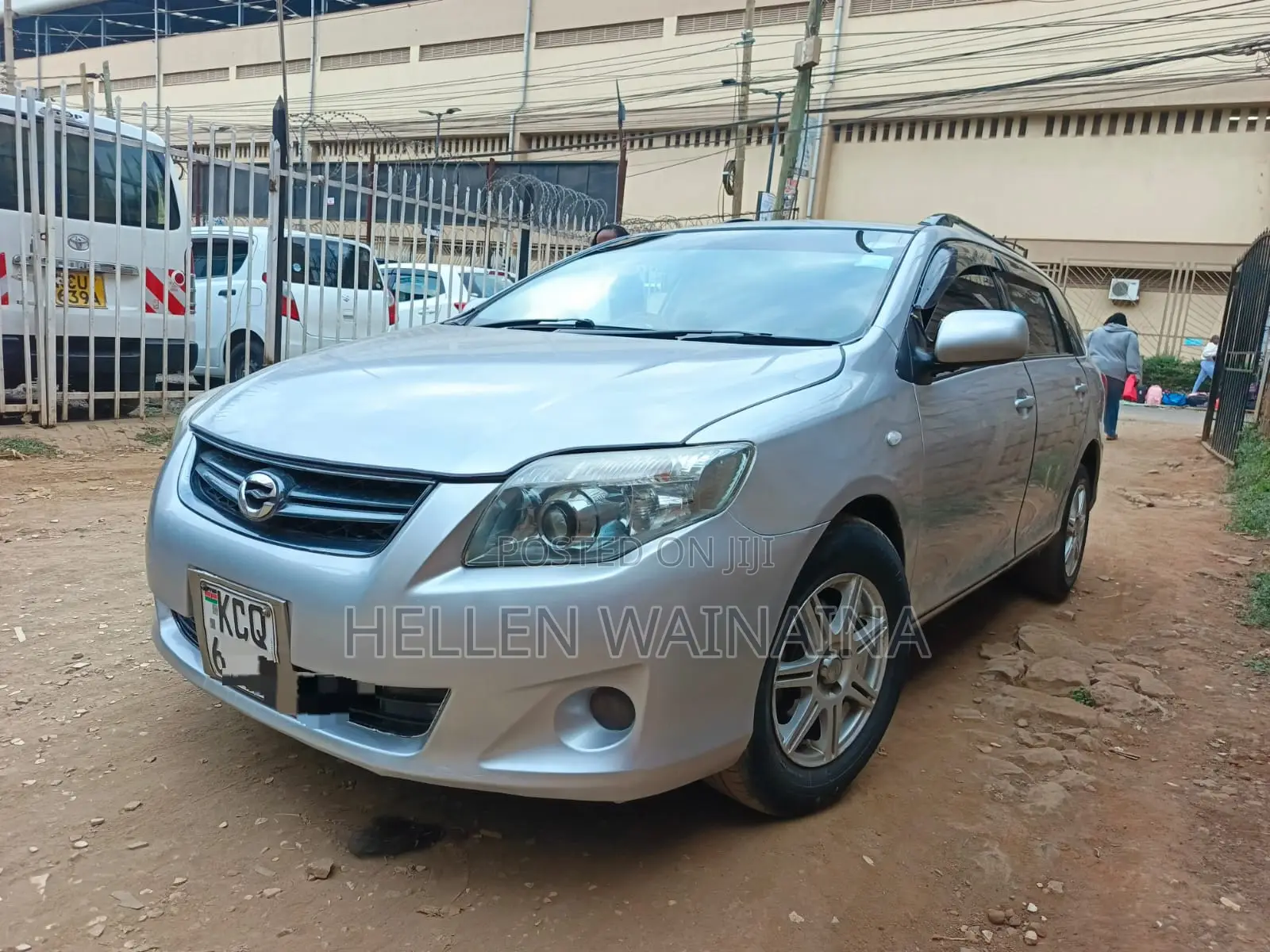 Toyota Corolla Fielder 2012 Silver