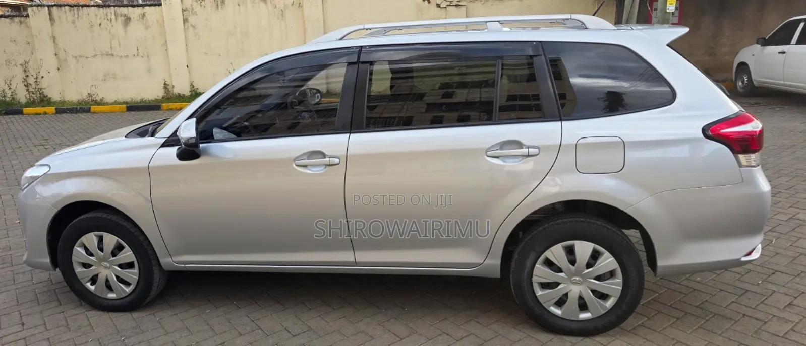 Toyota Corolla Fielder 2015 Silver