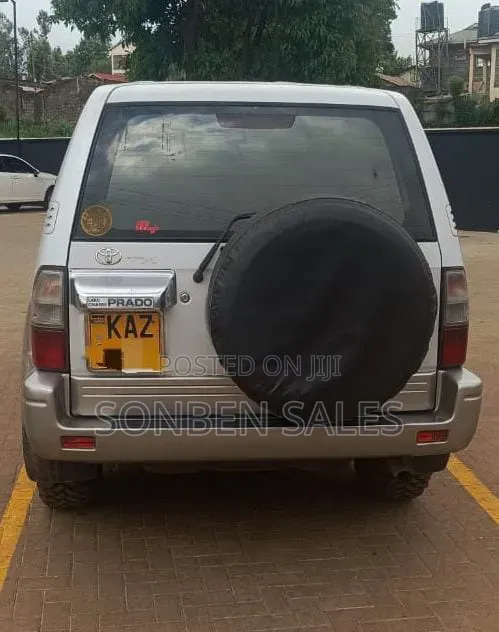 Toyota Land Cruiser Prado 2.7 16V 5dr 2000 Beige