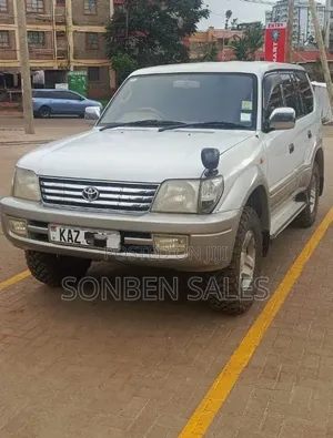 Toyota Land Cruiser Prado 2.7 16V 5dr 2000 Beige