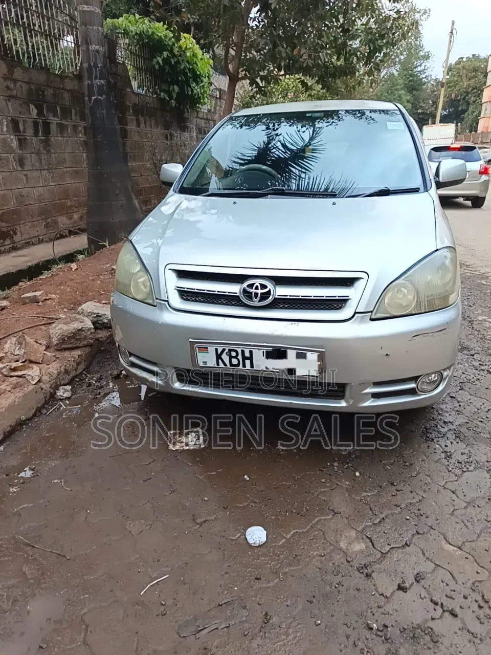 Toyota Ipsum 2005 Silver