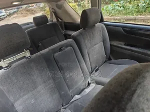 Toyota Ipsum 2005 Silver