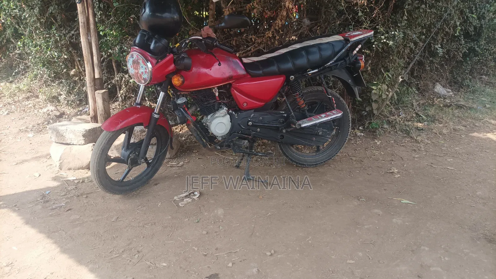 Bajaj Boxer 125 2024 Red