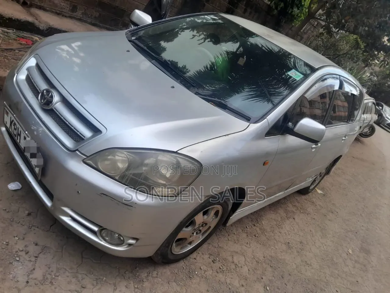 Toyota Ipsum 2005 Silver
