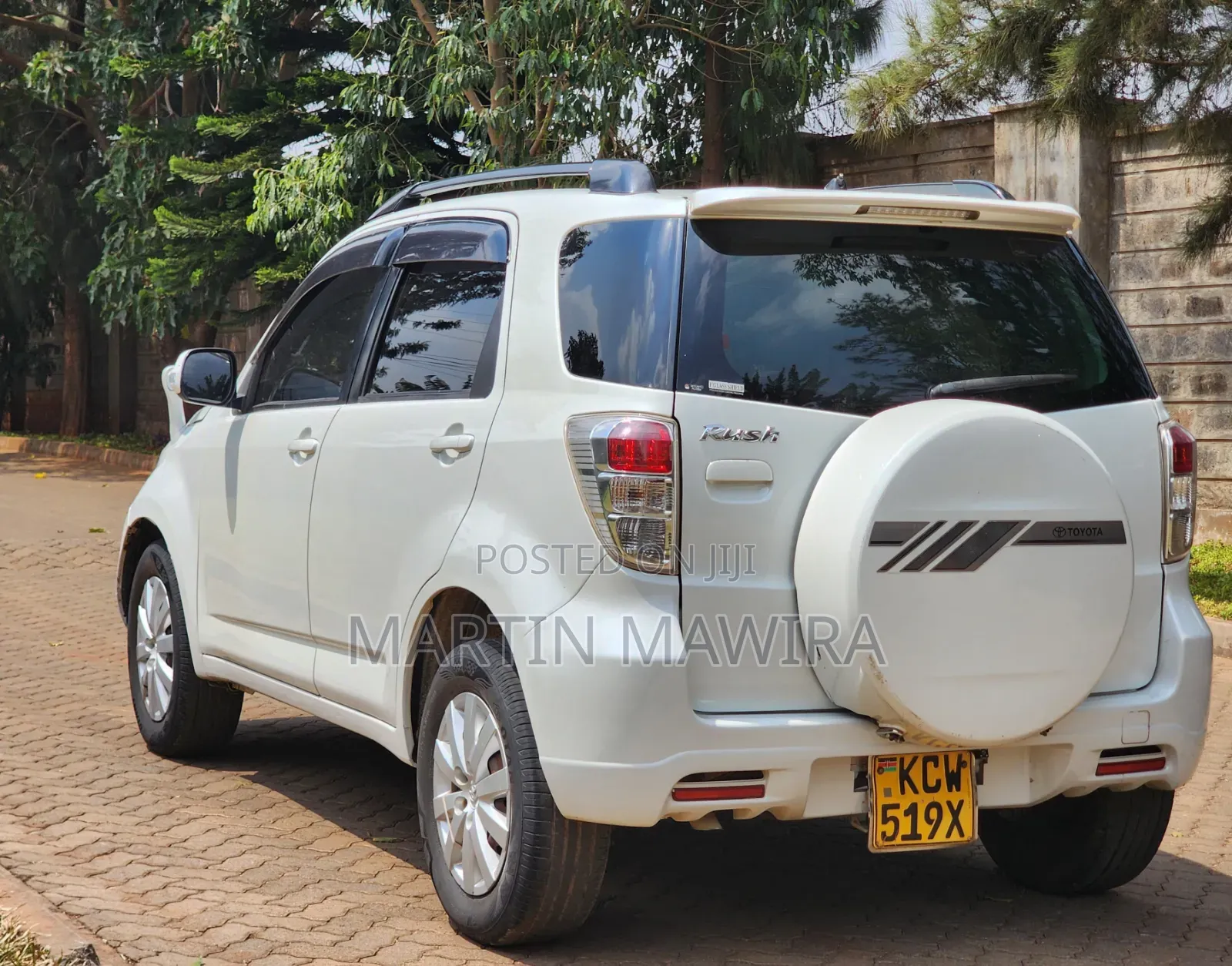 Toyota Rush 2012 White