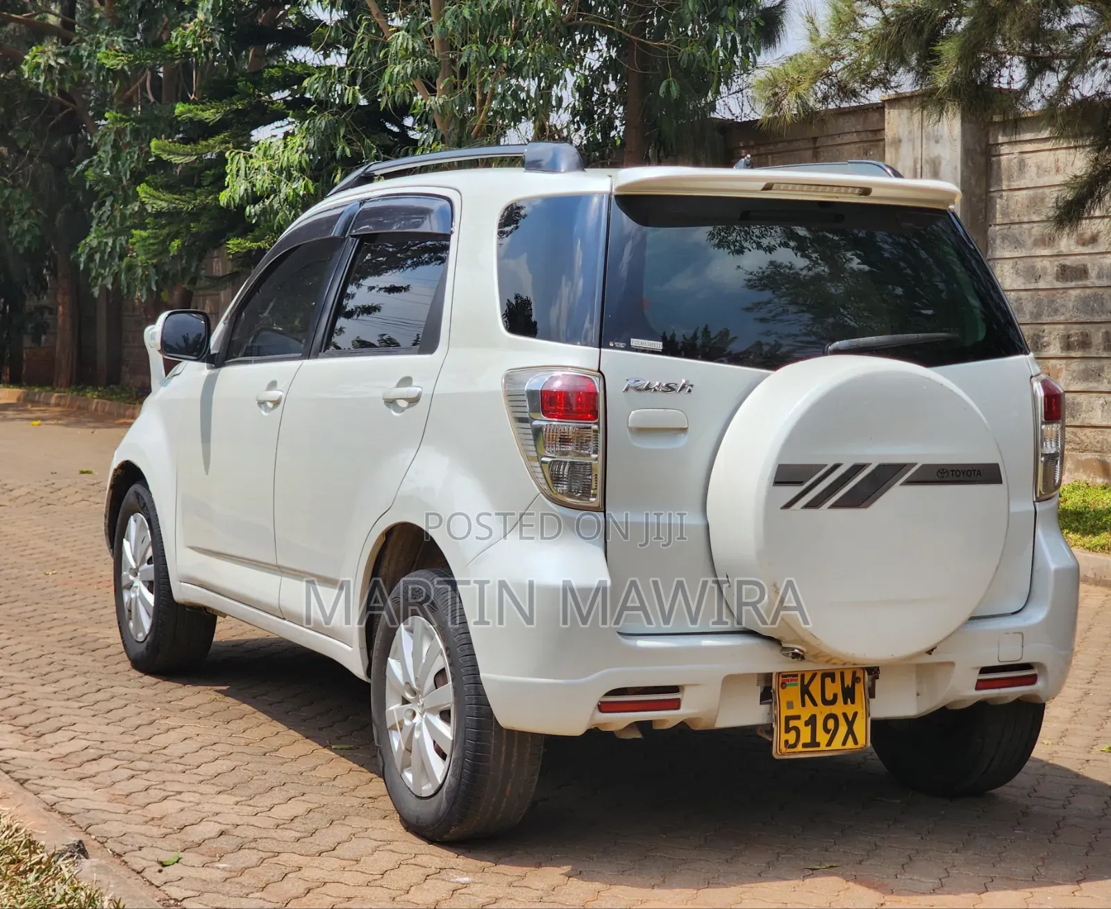 Toyota Rush 2012 White