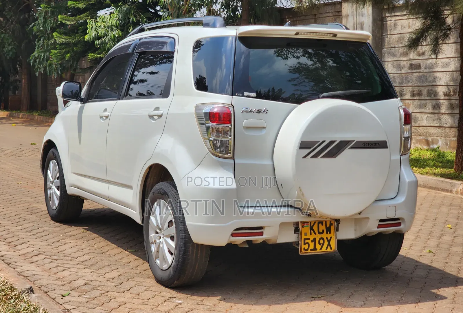 Toyota Rush 2012 White