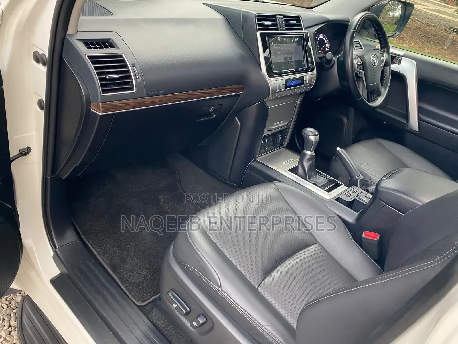 Toyota Land Cruiser Prado 2021 White