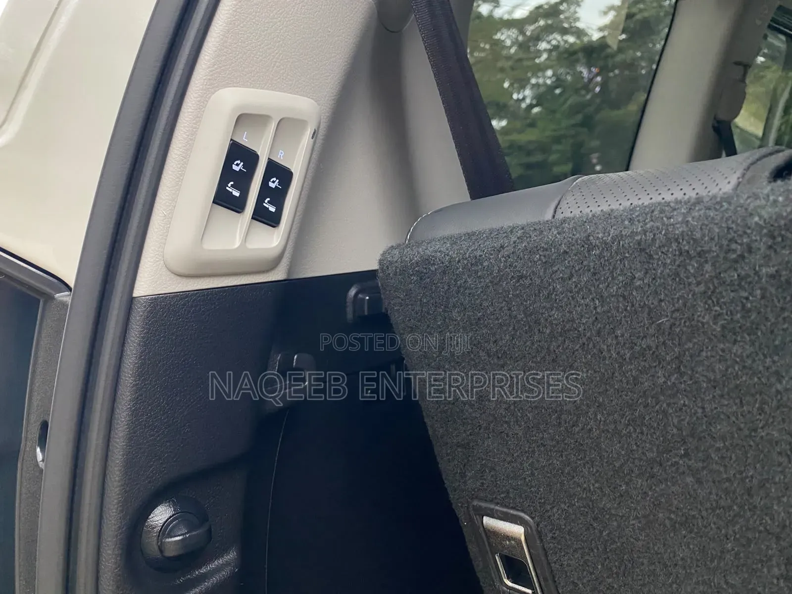 Toyota Land Cruiser Prado 2021 White