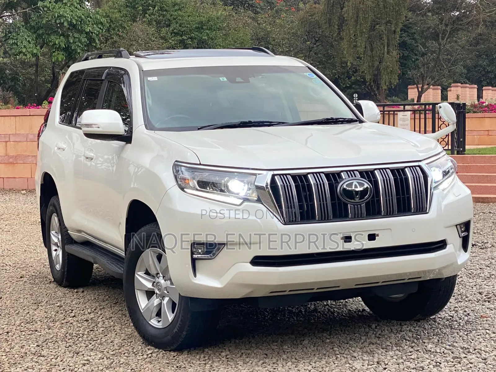 Toyota Land Cruiser Prado 2021 White