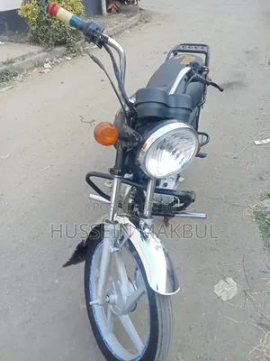 Bajaj Boxer 100 2023 Red