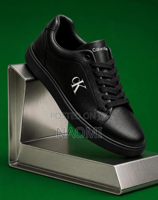 Urban Classic White Casual Sneaker Or - main view