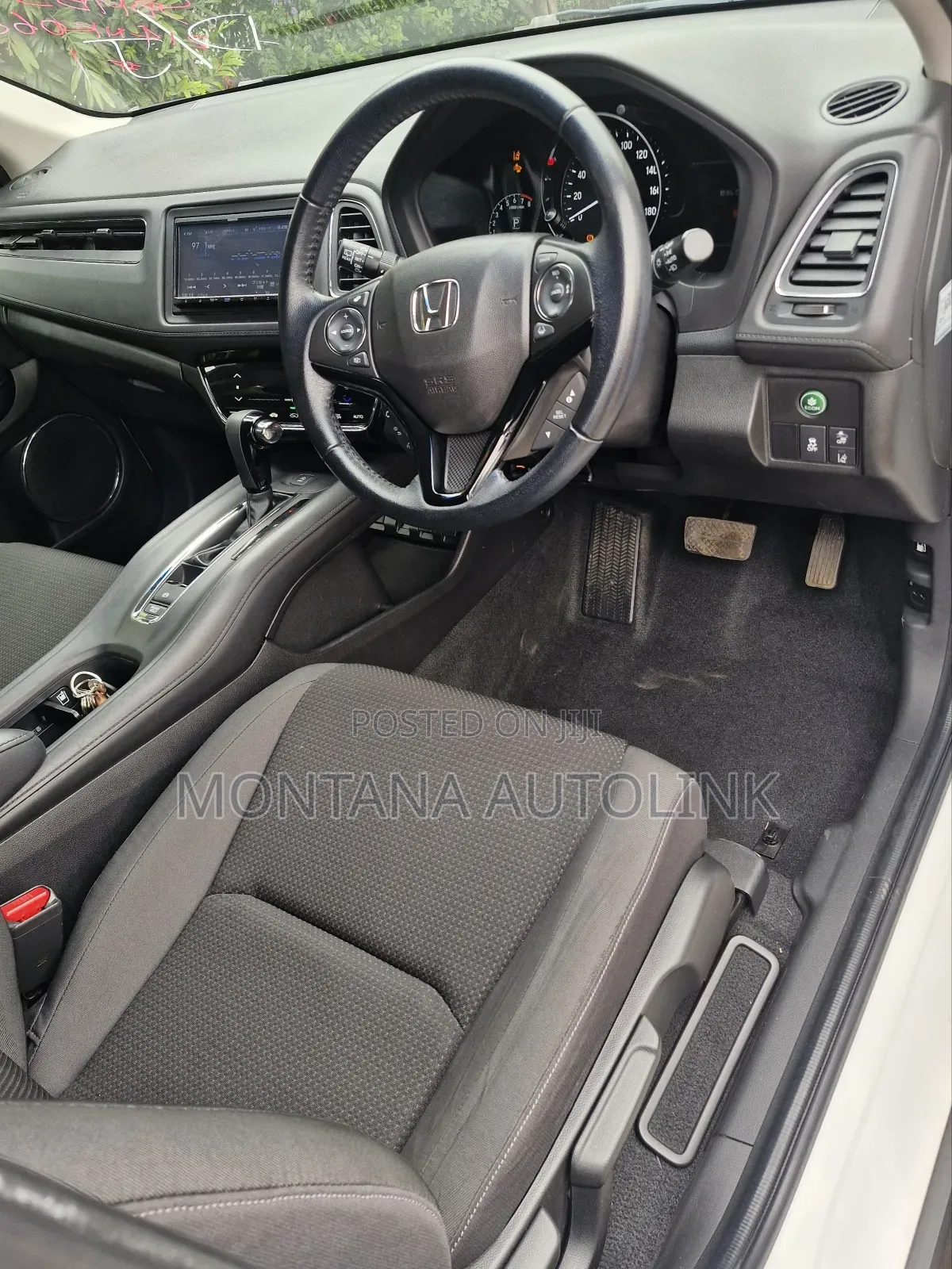 Honda Vezel 1.5 2WD 2019 White