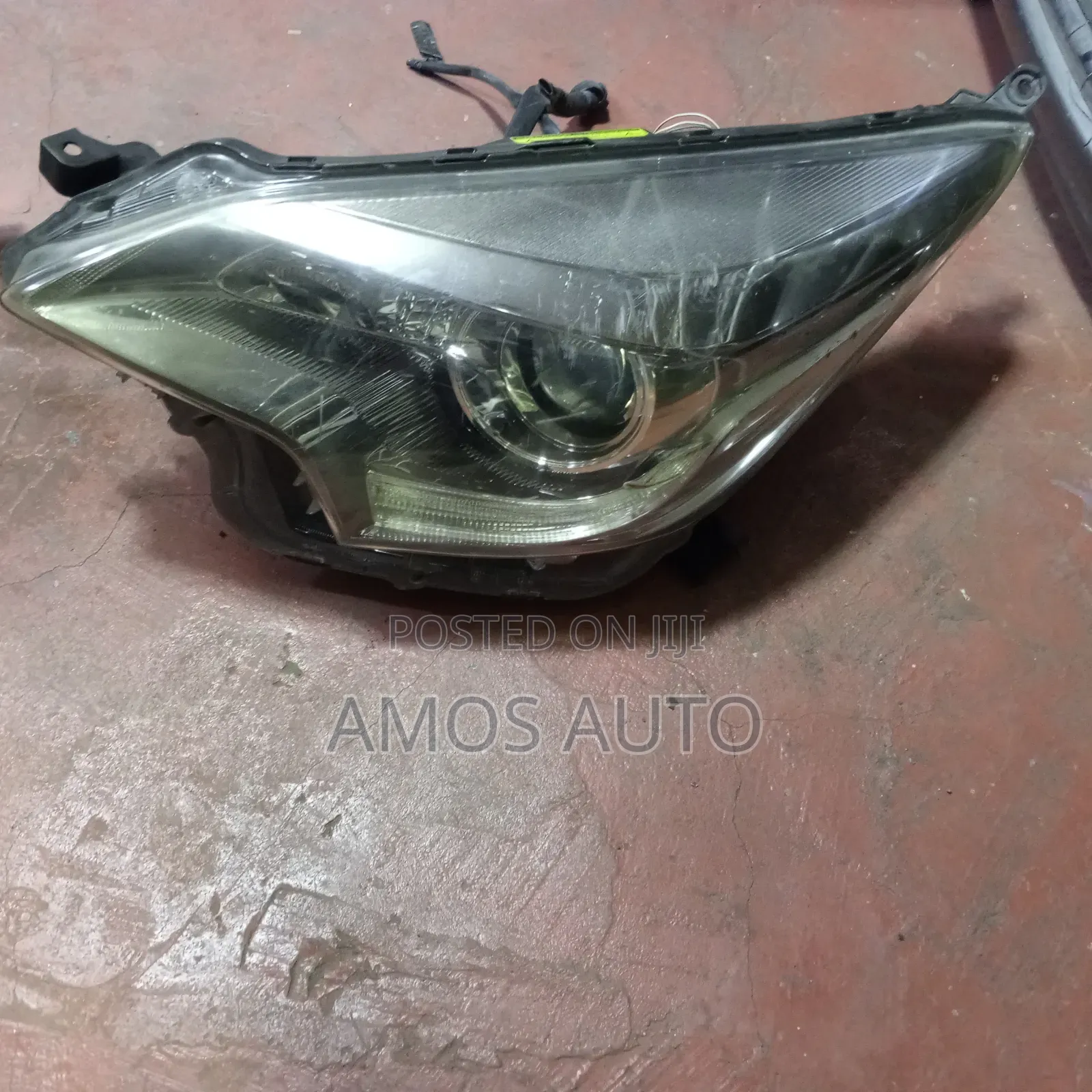 Ractis 2015 Headlight Xenon