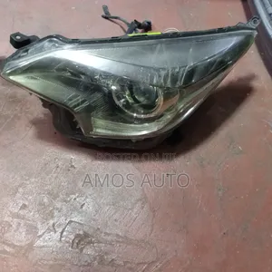 Ractis 2015 Headlight Xenon