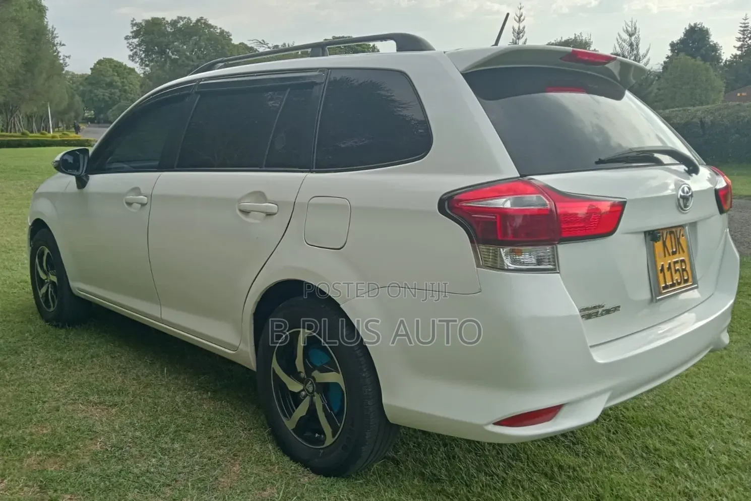 Toyota Corolla Fielder 2015 White