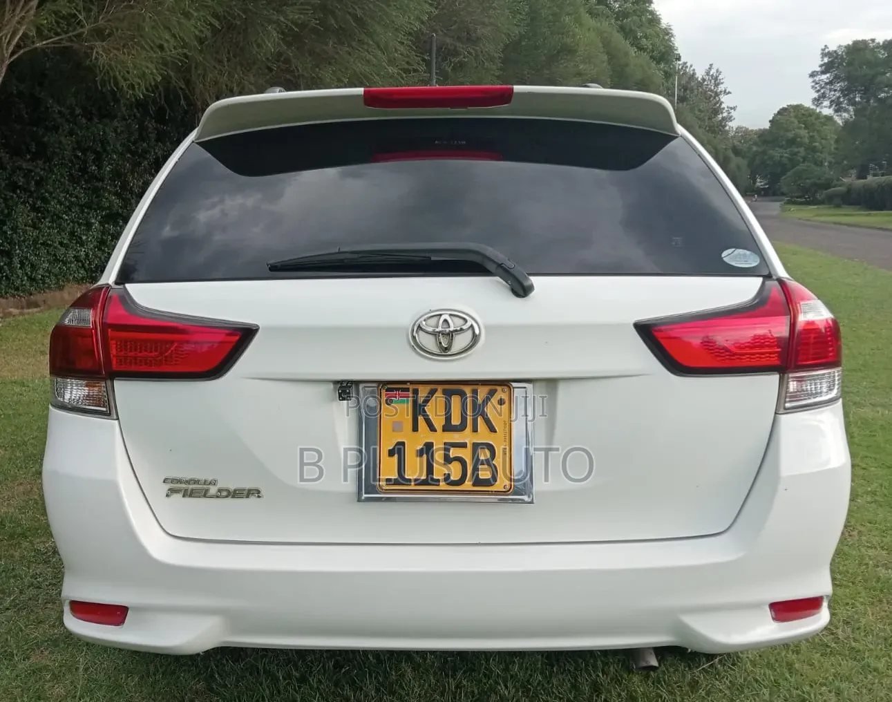 Toyota Corolla Fielder 2015 White
