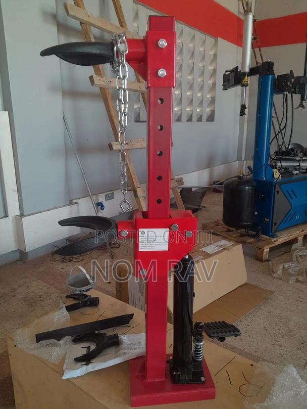 Hydraulic Auto Strut Coil Spring Compressor - thumbnail 2
