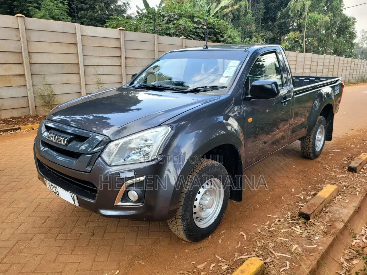 Isuzu D-MAX 2015 Gray