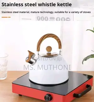2.5 L This Aesthetic Stovetop Whistling Kettle