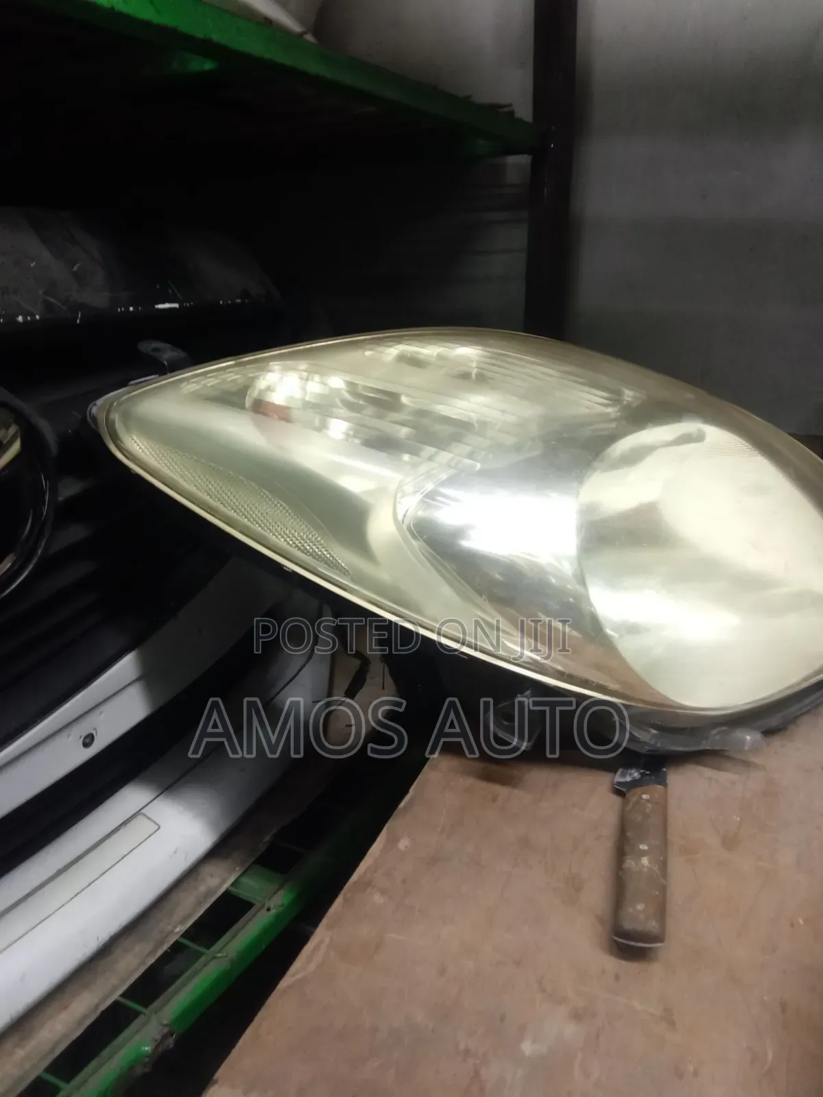 Vitz 2005 Headlight Non Xenon