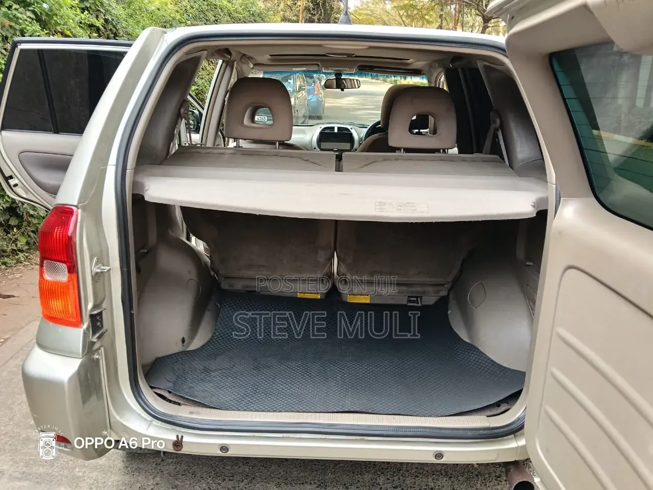 Toyota RAV4 2004 Gray