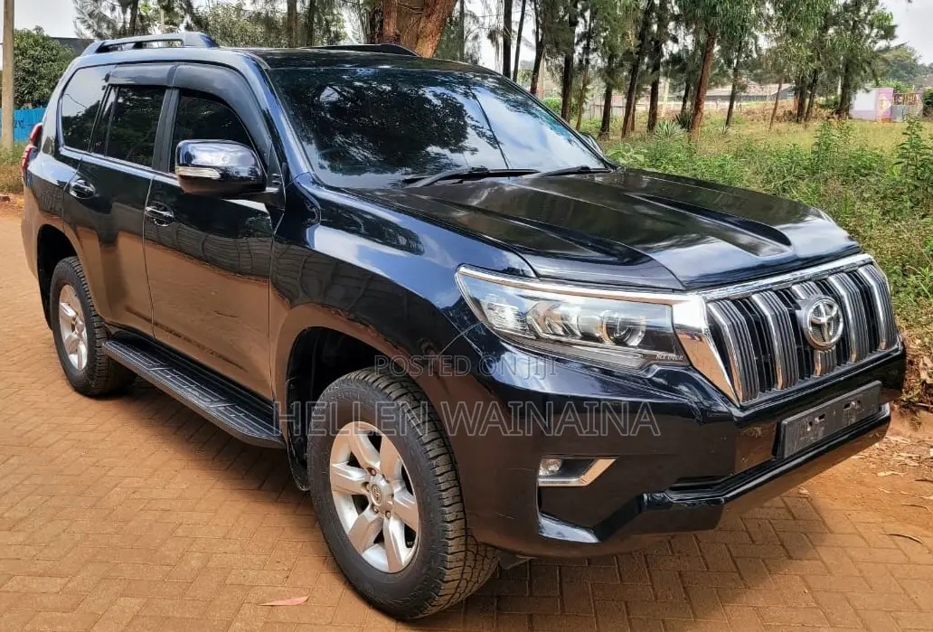 Toyota Land Cruiser 2017 Black