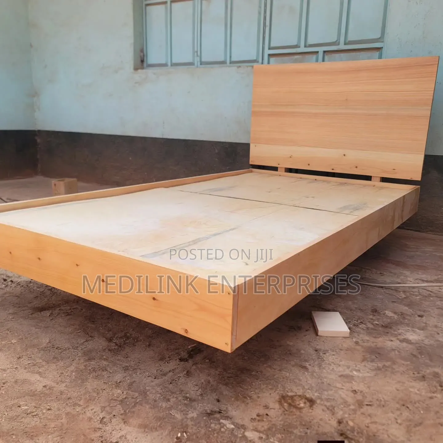 Premium Stockholm Boxbed 5*6 Rattan Head