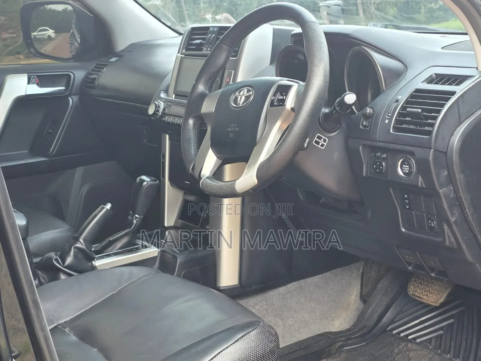Toyota Land Cruiser Prado 2013