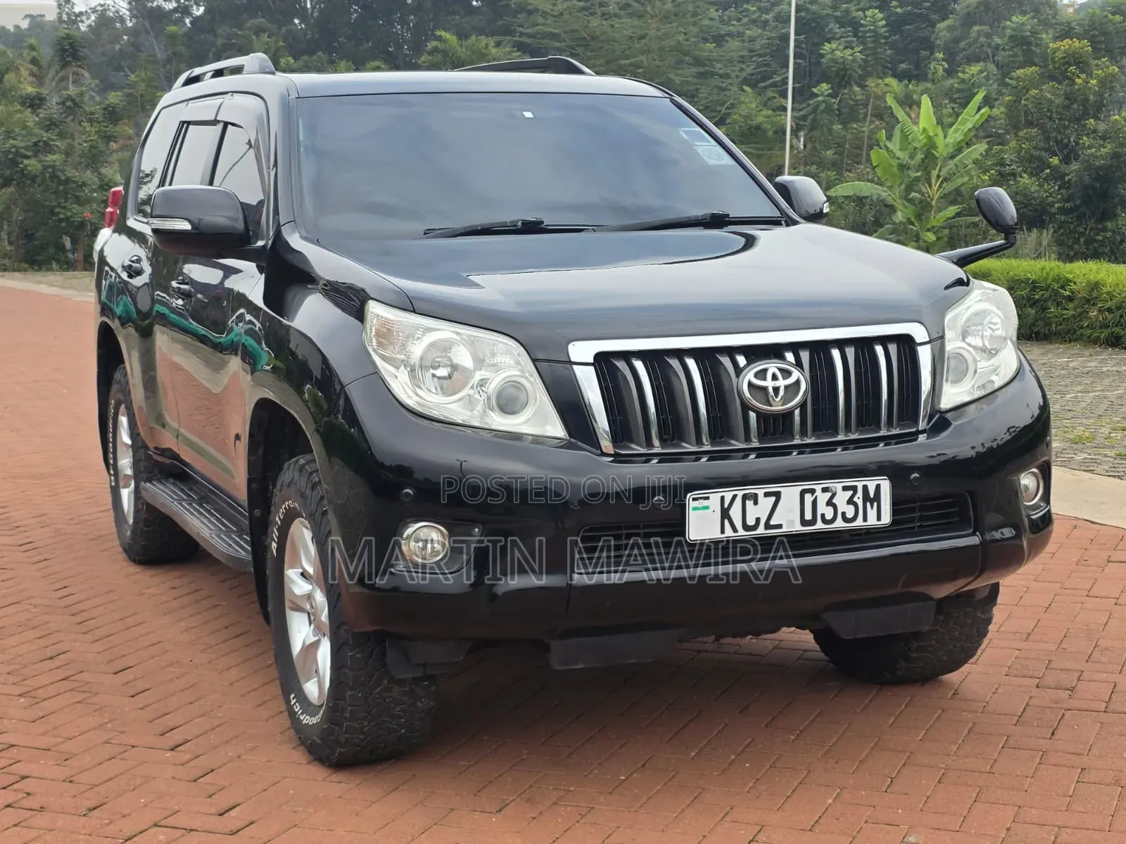 Toyota Land Cruiser Prado 2013