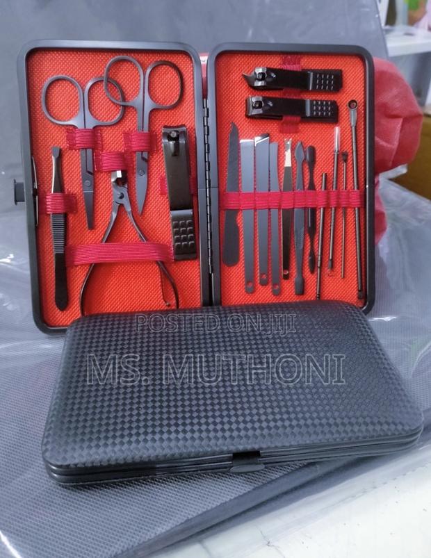 Matte Black Manicure and Pedicure Set - thumbnail 2