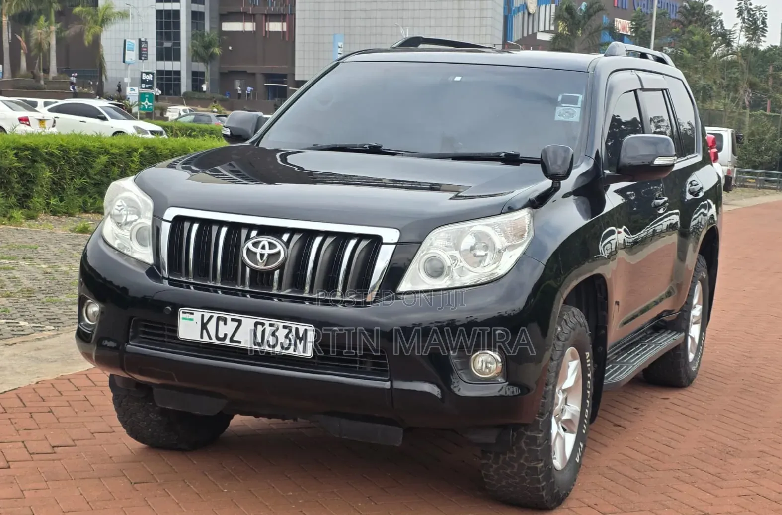 Toyota Land Cruiser Prado 2013