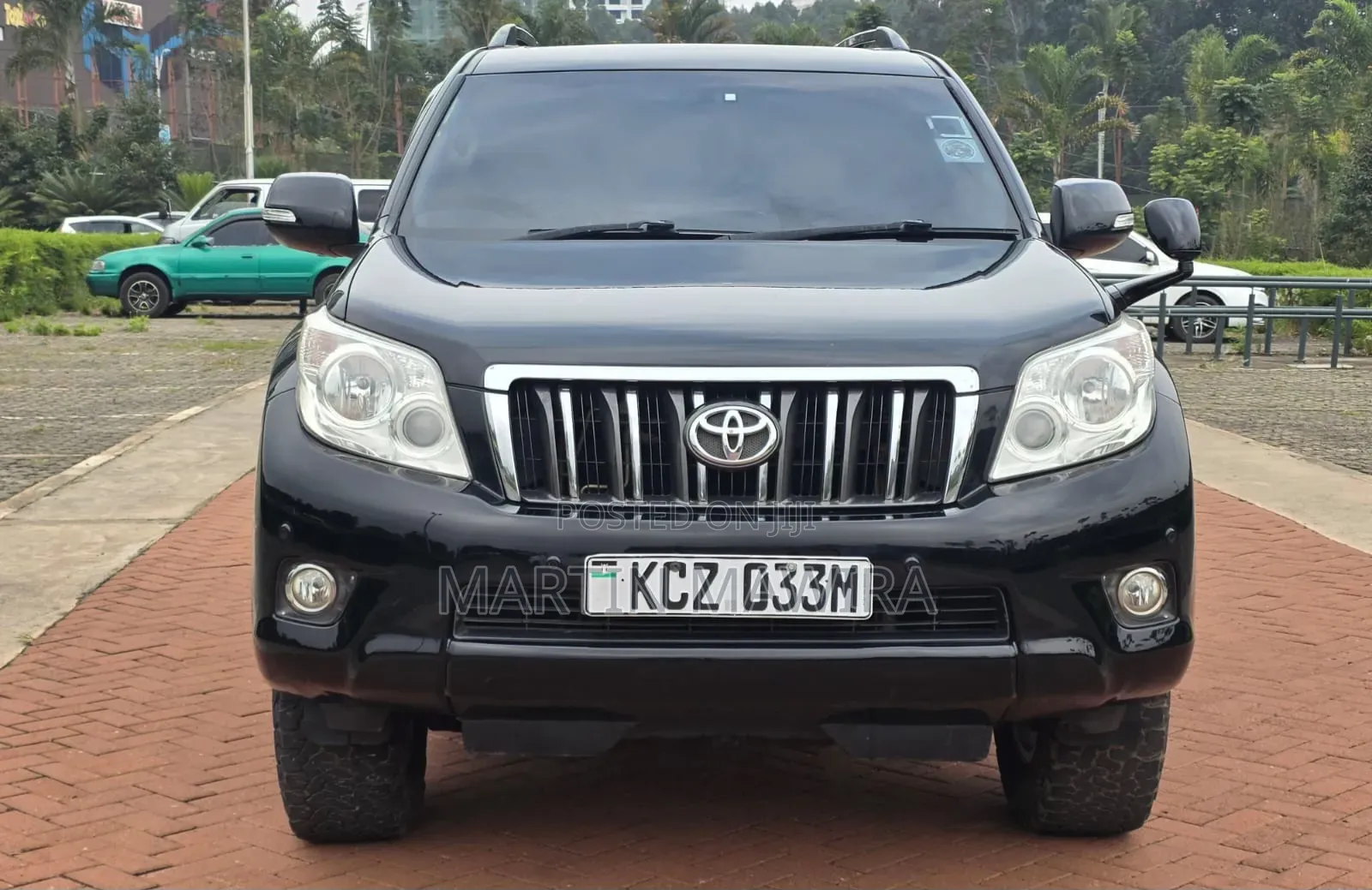 Toyota Land Cruiser Prado 2013