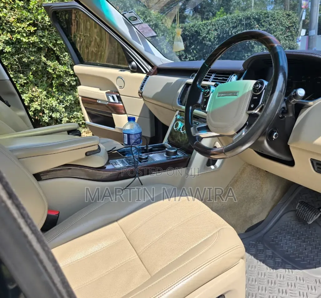 Land Rover Range Rover Vogue 2015 Black