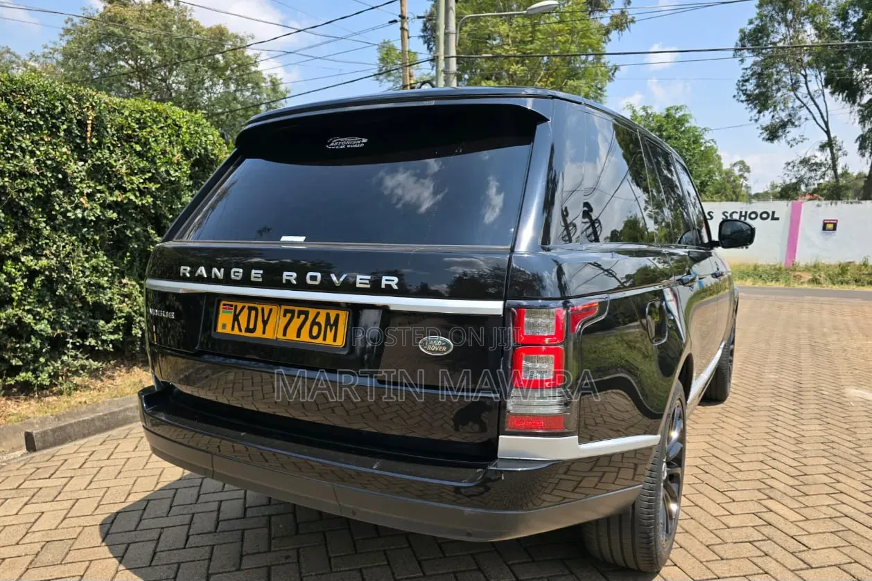 Land Rover Range Rover Vogue 2015 Black