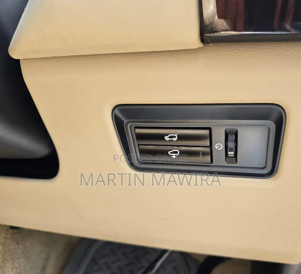 Land Rover Range Rover Vogue 2015 Black