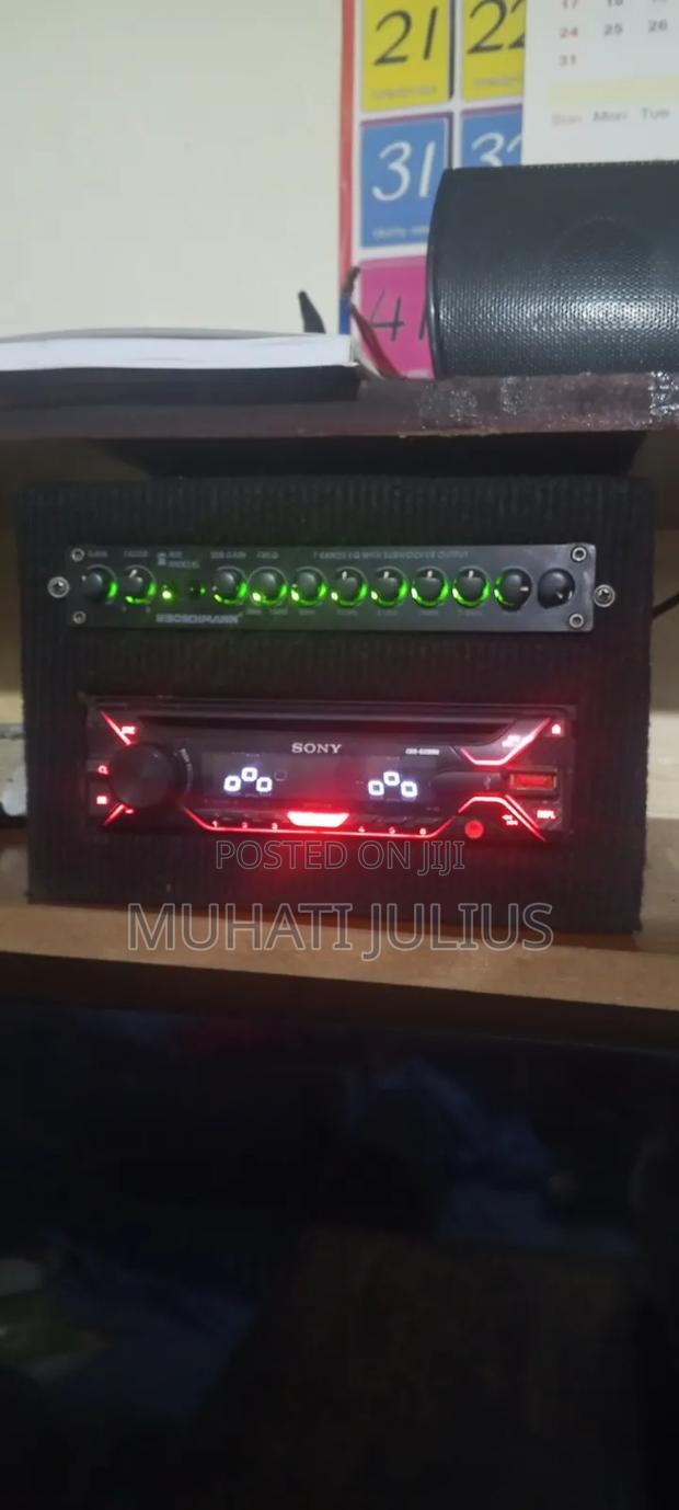 Sony Original Car Radio CDX-G1200U Plus Boschman Equalizer - main view