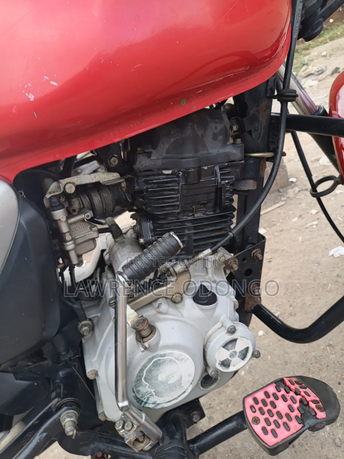 Bajaj Boxer 150 UG 2024 Red