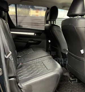 Toyota Hilux 2020 Matt Black
