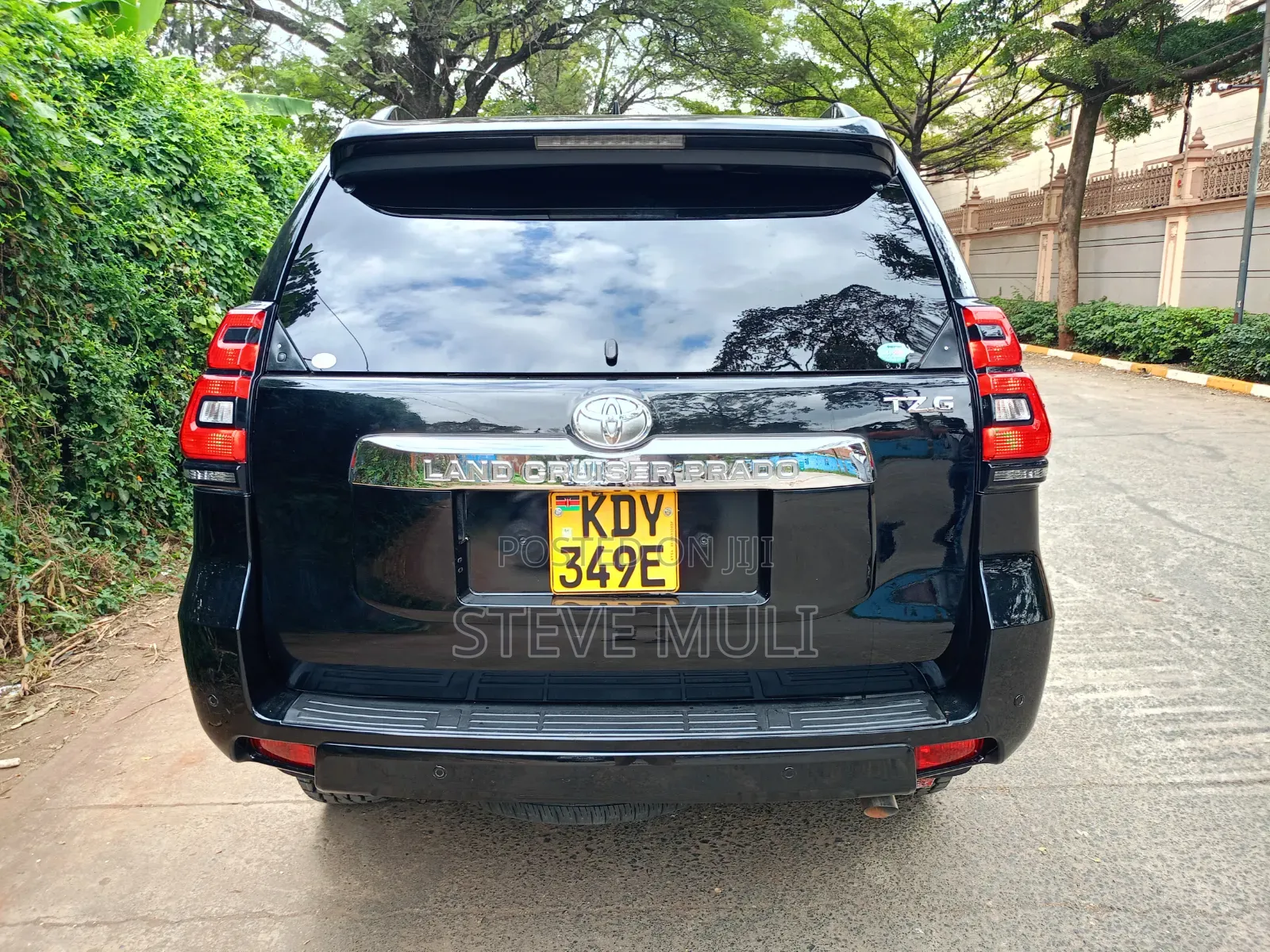 Toyota Land Cruiser 2016 Black