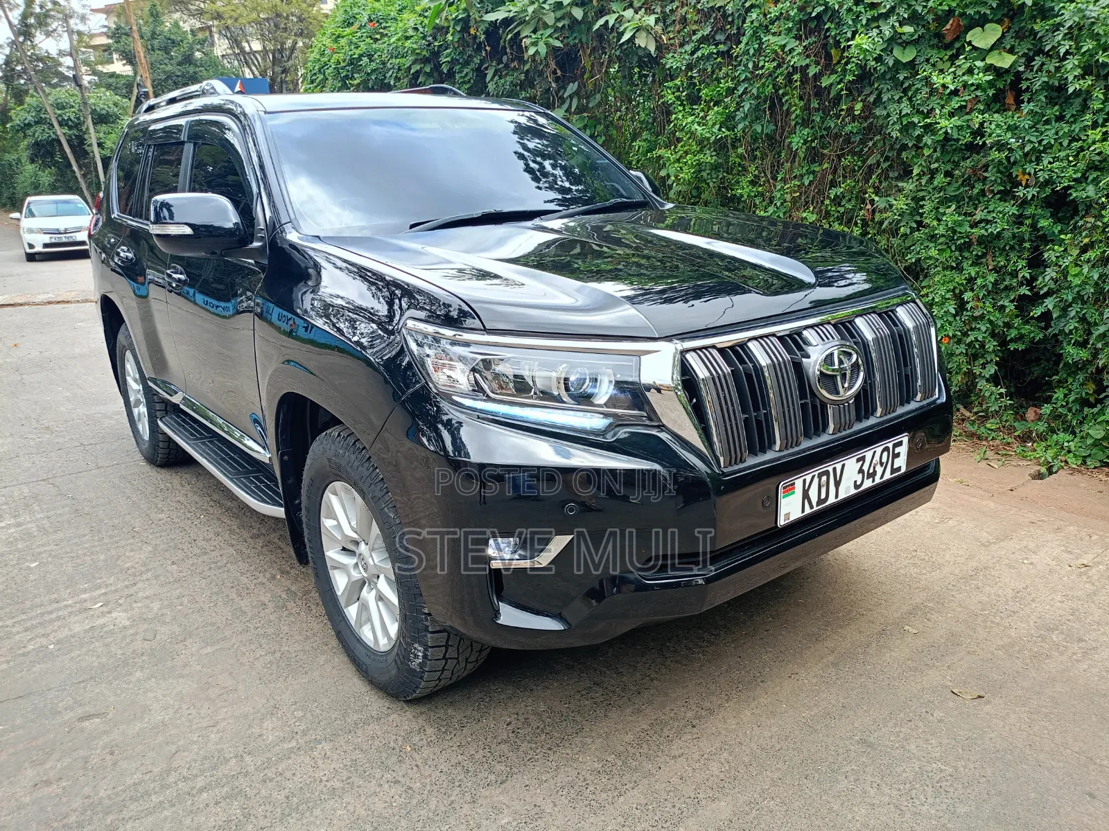 Toyota Land Cruiser 2016 Black