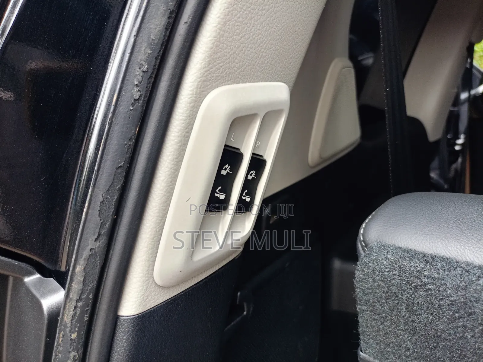 Toyota Land Cruiser 2016 Black