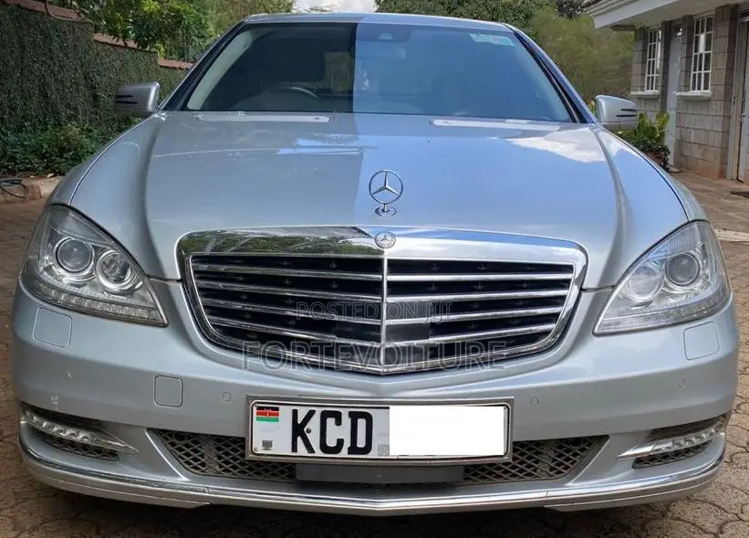 Mercedes-Benz S-Class 2012 Silver