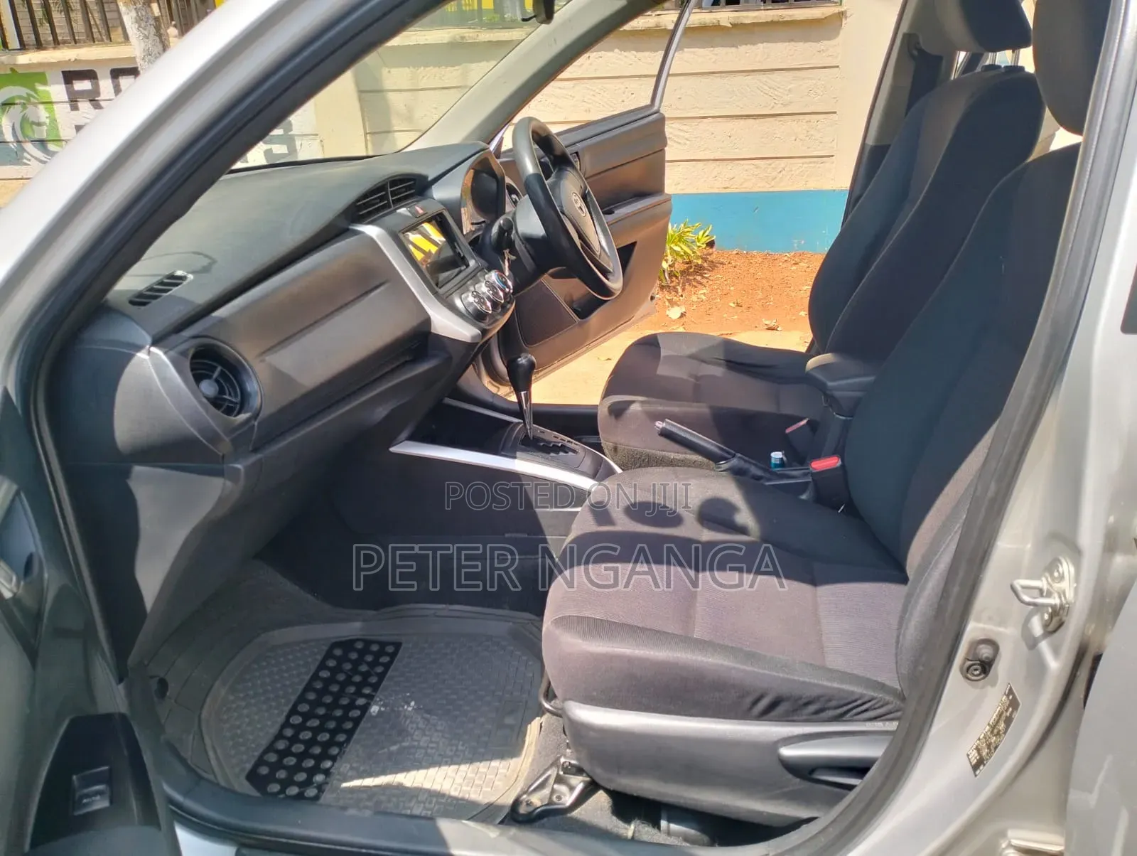 Toyota Corolla Fielder 2015 Silver