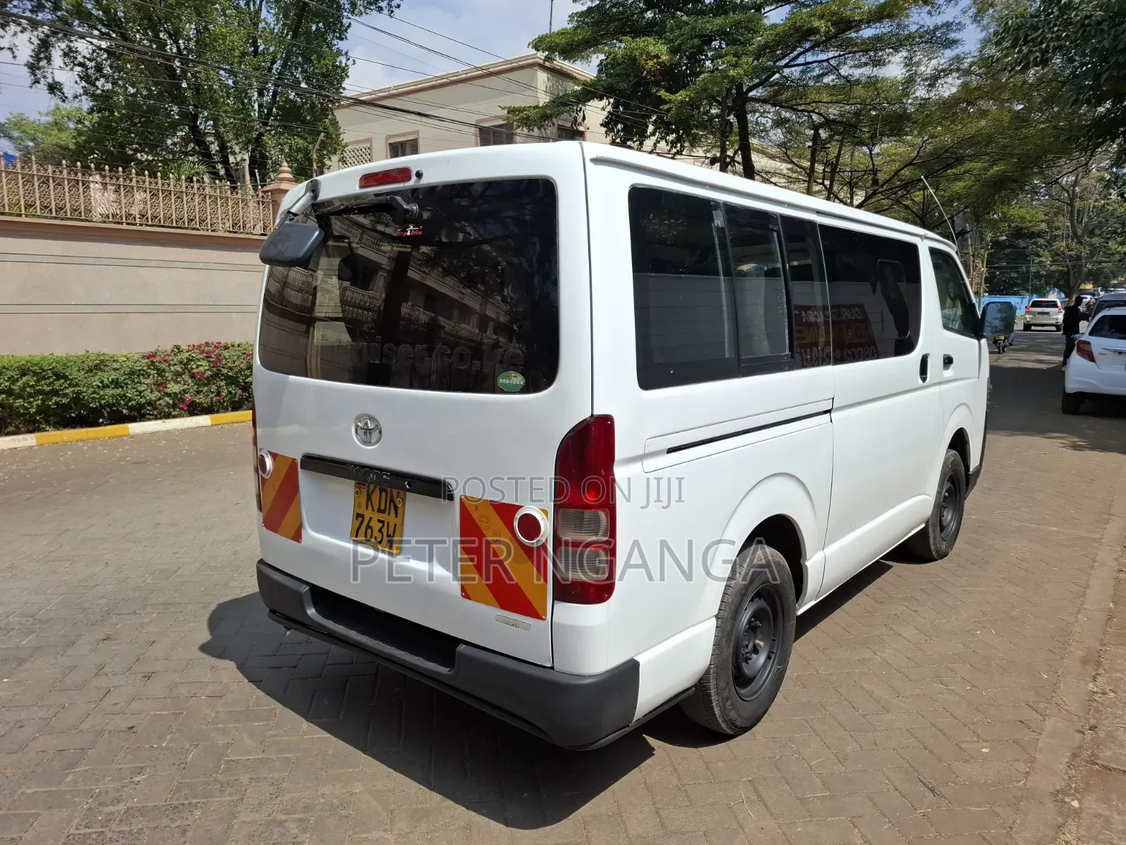 Toyota HiAce 2016 White